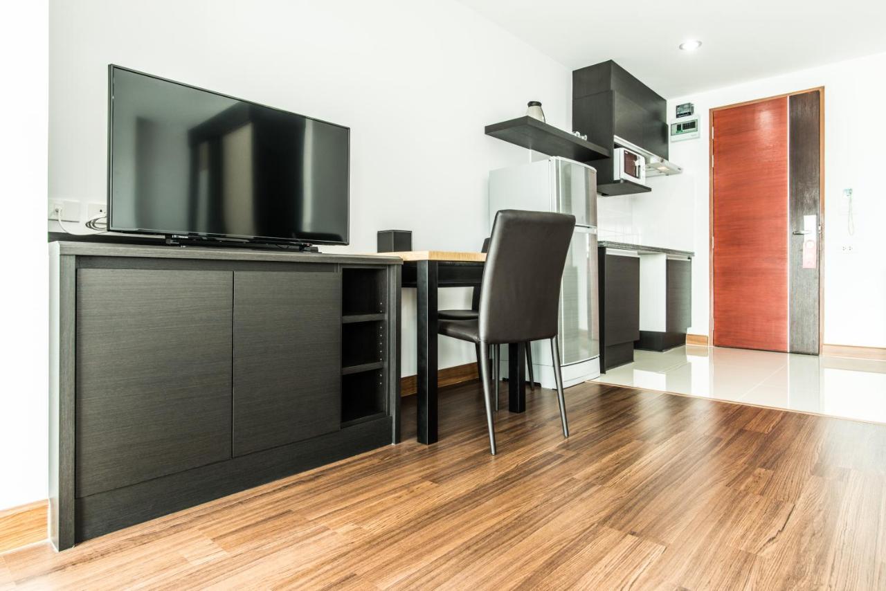 Winner Sriracha Serviced Apartment Si Racha Esterno foto