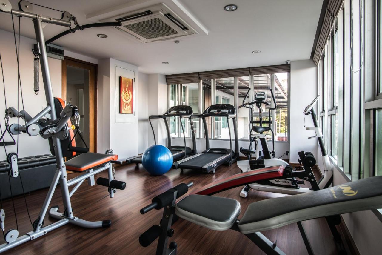 Winner Sriracha Serviced Apartment Si Racha Esterno foto